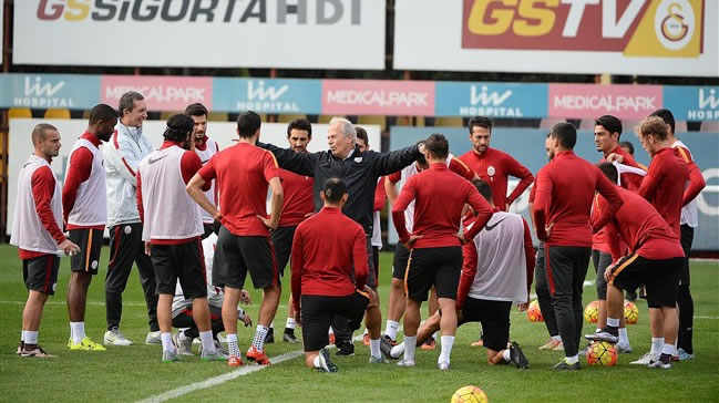 İlk idmanda şok! İki sakatlık birden...