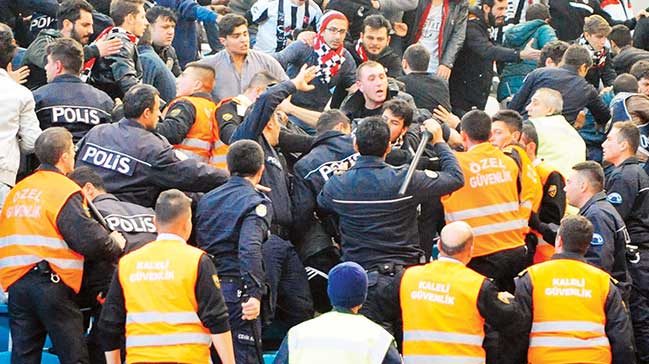 Deplasmana gittiler, azar işittiler