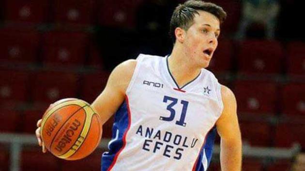 Anadolu Efes'in yıldızı karakolluk oldu