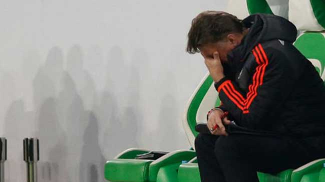 Zavallı Louis Van Gaal