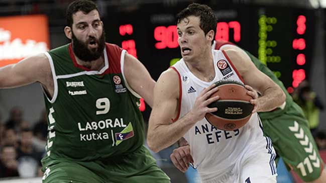 Efes'in konuğu Laboral Kutxa!