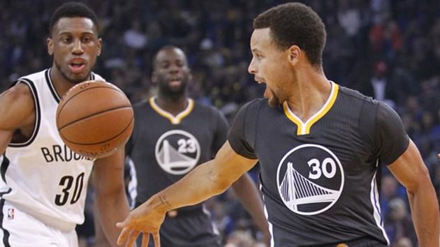 Warriors 11'de 11 yaptı