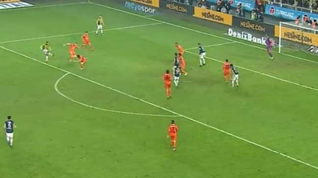 Nani'nin golünde ofsayt var mı?