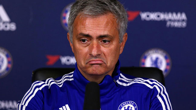 Chelsea'den Mourinho'ya şok!