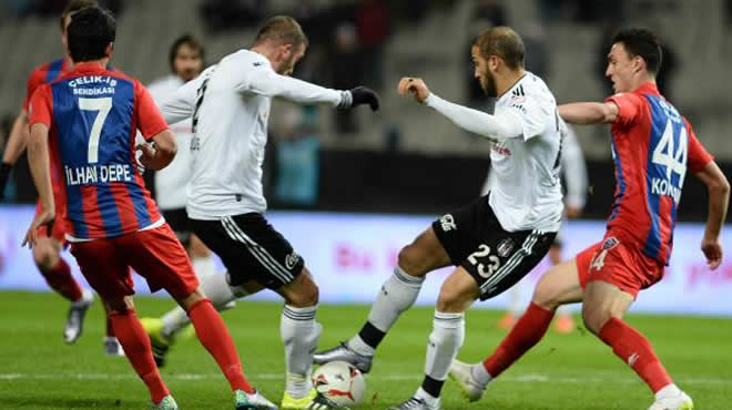 Beşiktaş'ta şok sakatlık!