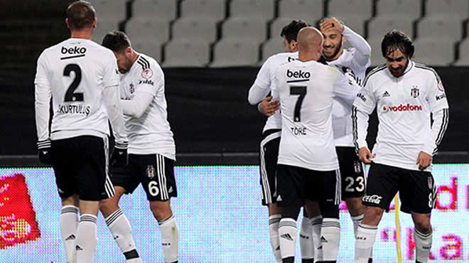 Şenol Güneş onları ilk kez oynattı!