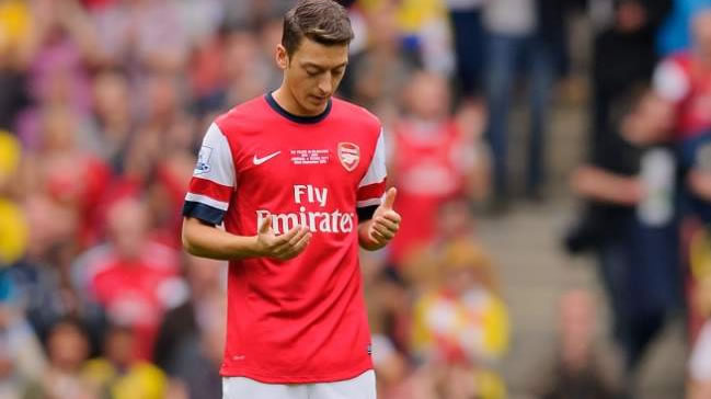 Mesut Özil: İbadet ediyorum çünkü