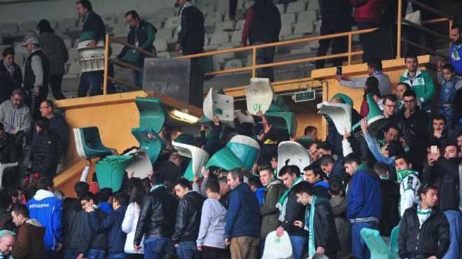 Bursa Atatürk Stadyumu’na vedada koltuklar söküldü