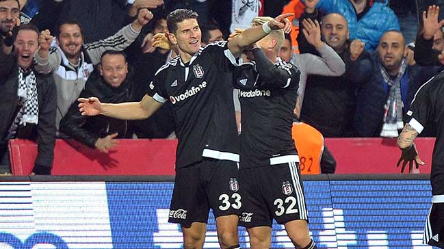 Üstün Alman teknolojisi Mario Gomez!
