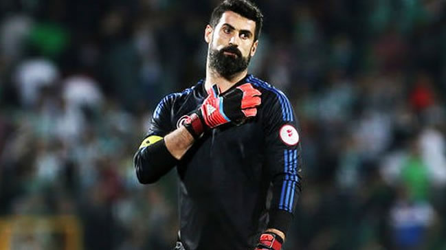 Volkan Demirel ülkeyi ikiye böldü!