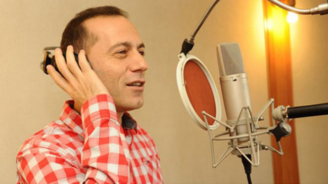 Cüneyt Çakır sahneye çıkıyor