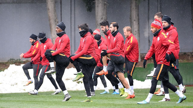 Galatasaray ikinci yarı hazırlıklarına başladı