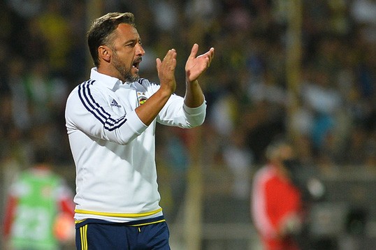 Yıldız futbolcuyu bizzat aradı!
