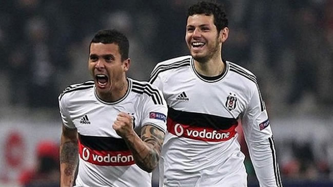 Beşiktaş'ta ayrılık resmen açıklandı!