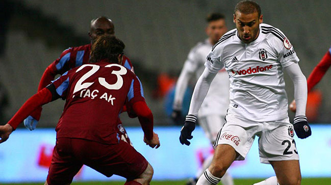 Cenk'ten Olcay'a gönderme! 'Müthiş sağ ayağımla...'