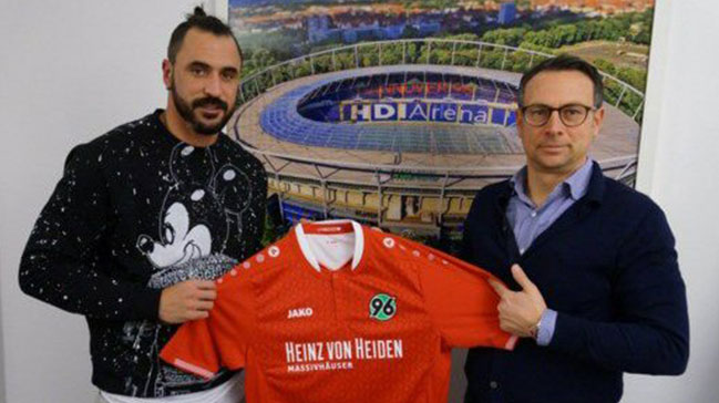 Hugo Almeida resmen imzaladı