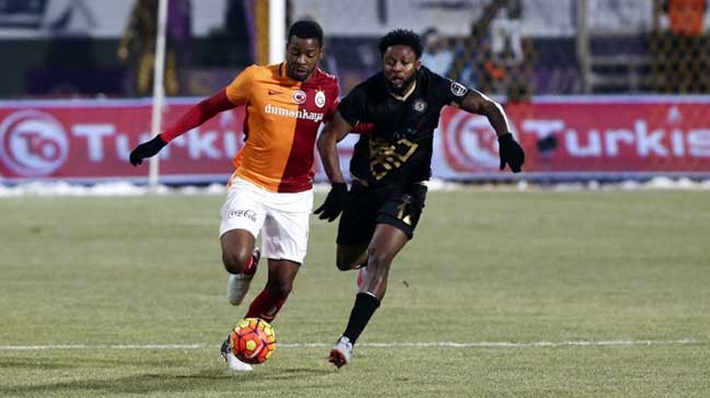 Donk: 'Rakipten çok hakemle uğraştık' 