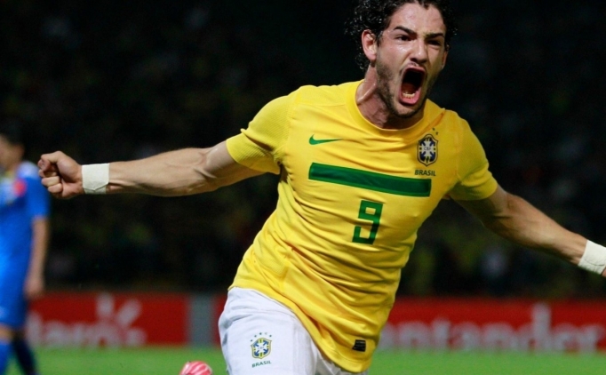 Pato'yla kiralık olarak anlaştılar!