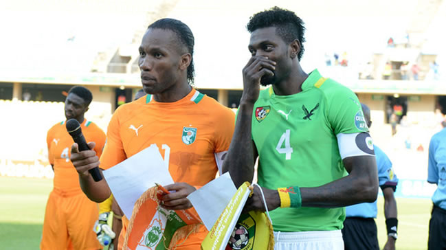 Adebayor, Drogba'yı tehdit ediyor!