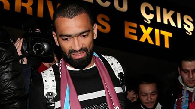 Bosingwa krallar gibi karşılandı!