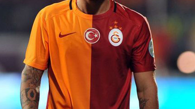 G.Saray'dan Beşiktaş'a imza attı!