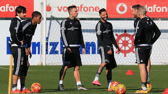 Beşiktaş'ın yenileri idmanda ne yaptı?