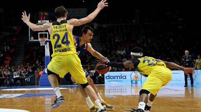 Avrupa'daki Türk derbisini Fenerbahçe kazandı