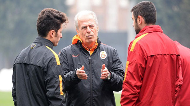 Mustafa Denizli'den Burak Yılmaz açıklaması