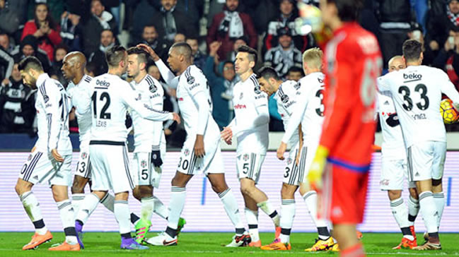 Beşiktaş Avrupa'nın da zirvesine oynuyor