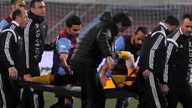 Kötü haber! 2.5 ay forma giyemeyecek!