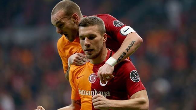 Çin'den haber var! Sneijder ve Podolski...