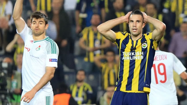 F.Bahçe'de Van Persie krizi!