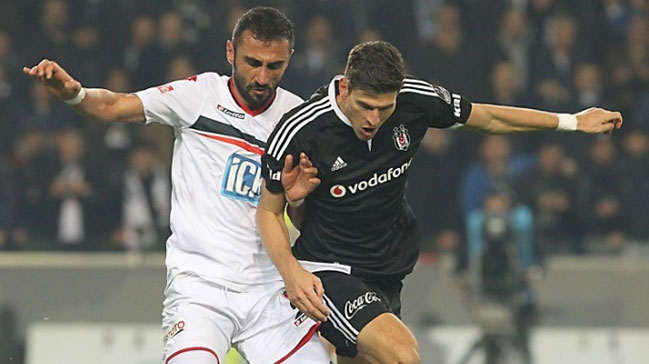 Selçuk'tan Beşiktaş'a şampiyonluk mesajı!