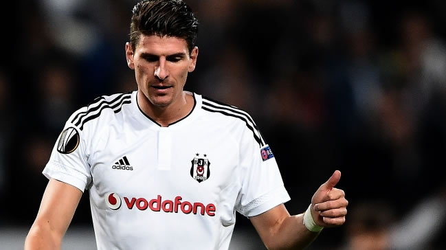 Mario Gomez: Herkes derbiden bahsediyor