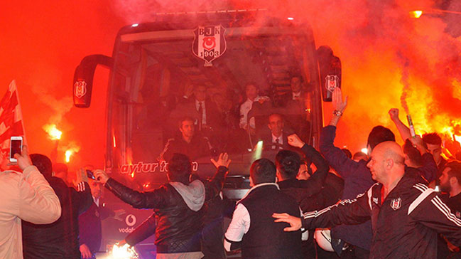 Beşiktaş’a taraftar morali