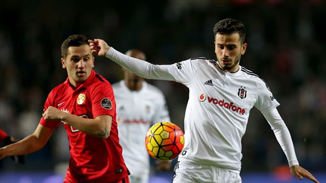İtalya'dan Ozi'ye dev kanca