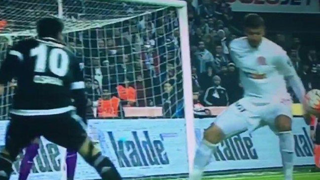 Beşiktaş'tan iki penaltı isyanı!