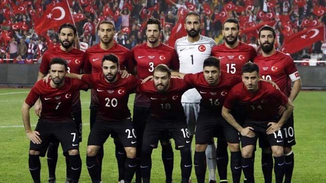 A Milli Takım'da bir ayrılık daha!