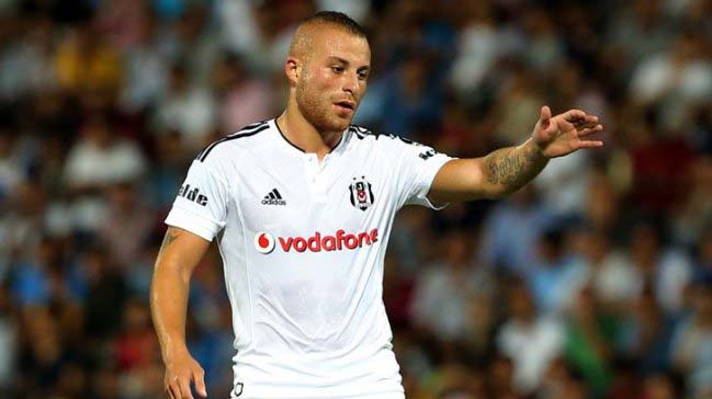 Gökhan Töre'ye 2 dev talip!