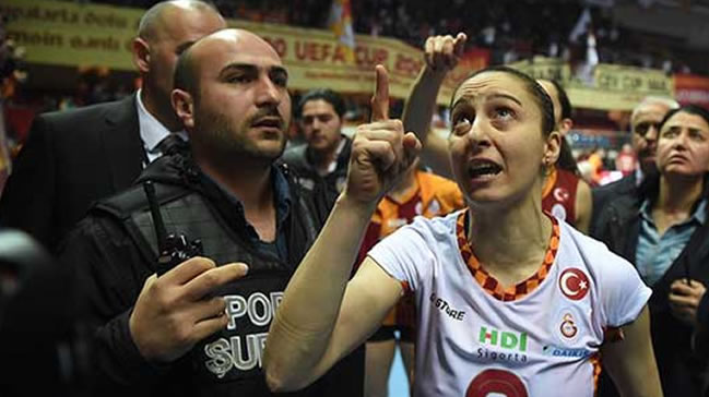 Galatasaray maçında olay!