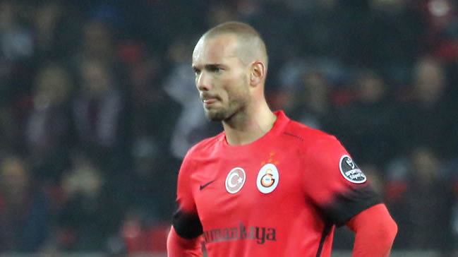 Sneijder: Bir dakika bile durmazdım!
