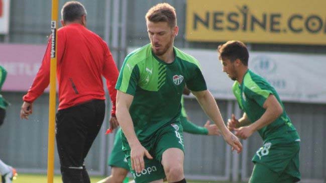 Bursaspor'da Serdar Aziz gün sayıyor