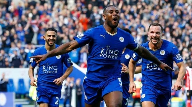 Leicester şampiyonluk yolunda farkı açıyor