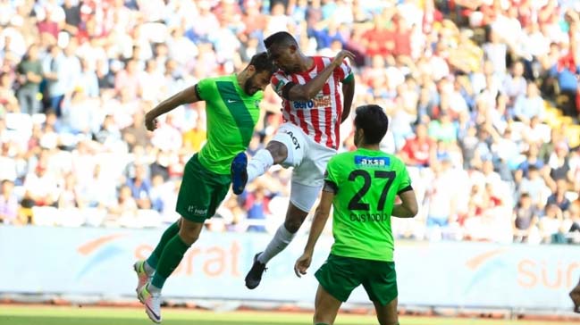 Antalyaspor'un imdadına Eto'o yetişti