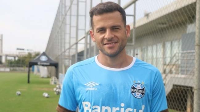 Bobo: Yeni stat açılışına davet aldım