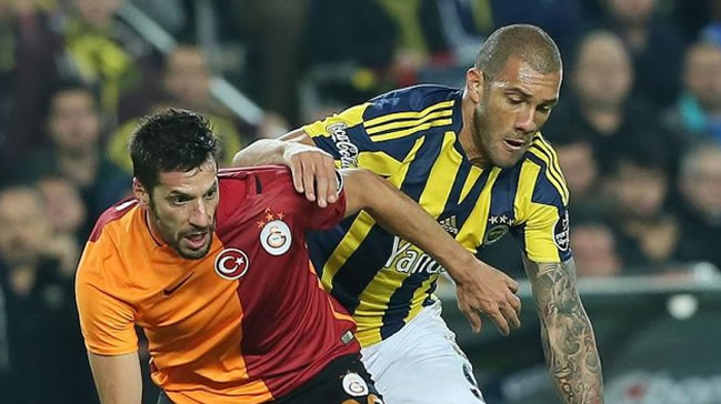 Dev derbide taraftar şoku!