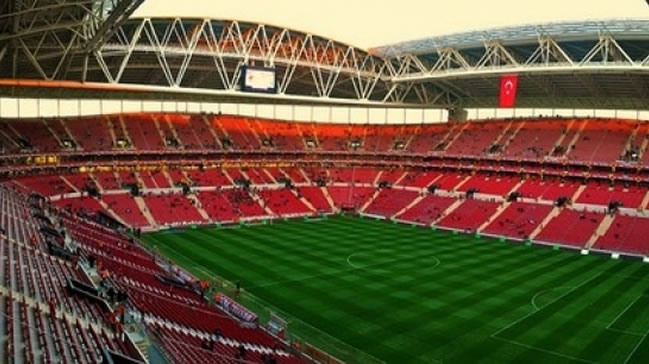 Derbi öncesi flaş değişiklik!