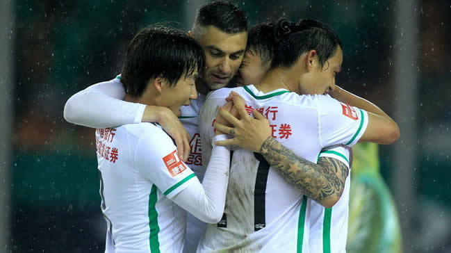 Burak Yılmaz Çin'de ilk golünü attı!