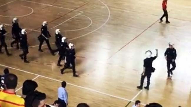 TOMA ve biber gazlı maçta kazanan Beşiktaş
