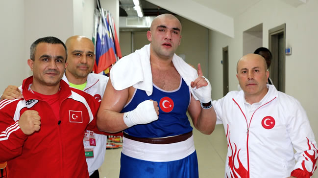 Rio 2016'ya boksta bir vize daha!